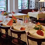 Szálloda Weinhaus Am Stiftstor