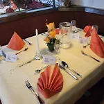 Weinhaus Am Stiftstor Treis-Karden