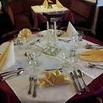 Szálloda Weinhaus Am Stiftstor 2*