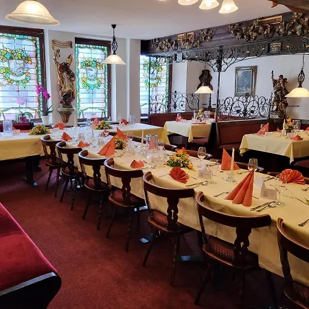 Hotel Weinhaus Am Stiftstor Treis-Karden