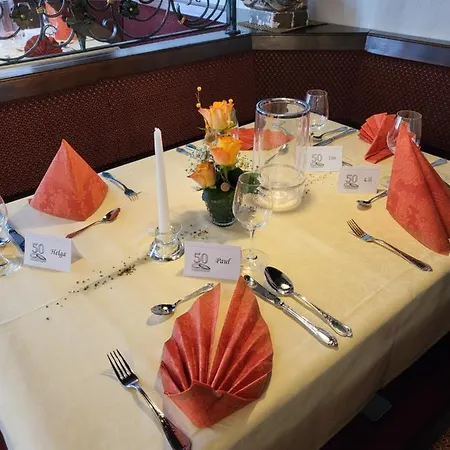 Weinhaus Am Stiftstor Treis-Karden