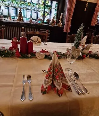 Hotel Weinhaus Am Stiftstor 2*