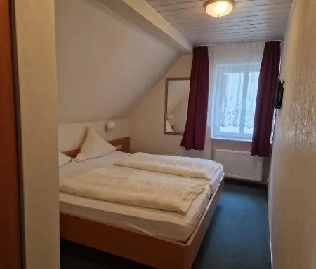 Weinhaus Am Stiftstor 호텔 트라이스카르덴